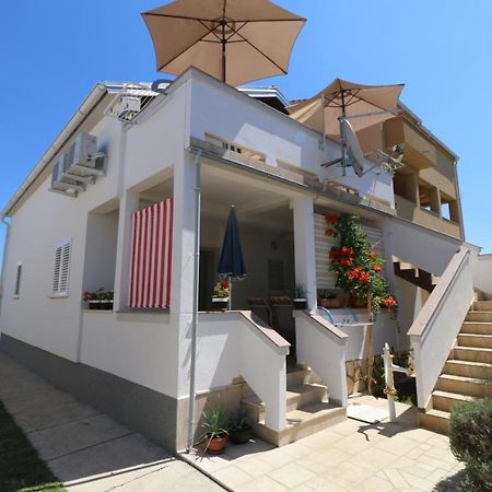 נין Studio Apartmani Rajlic מראה חיצוני תמונה